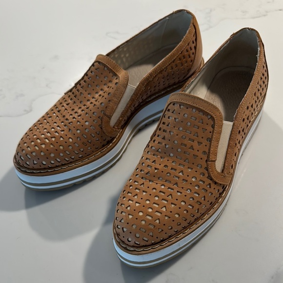 Summit by White Mountain Tan Slip-On Loafers - Picture 1 of 10